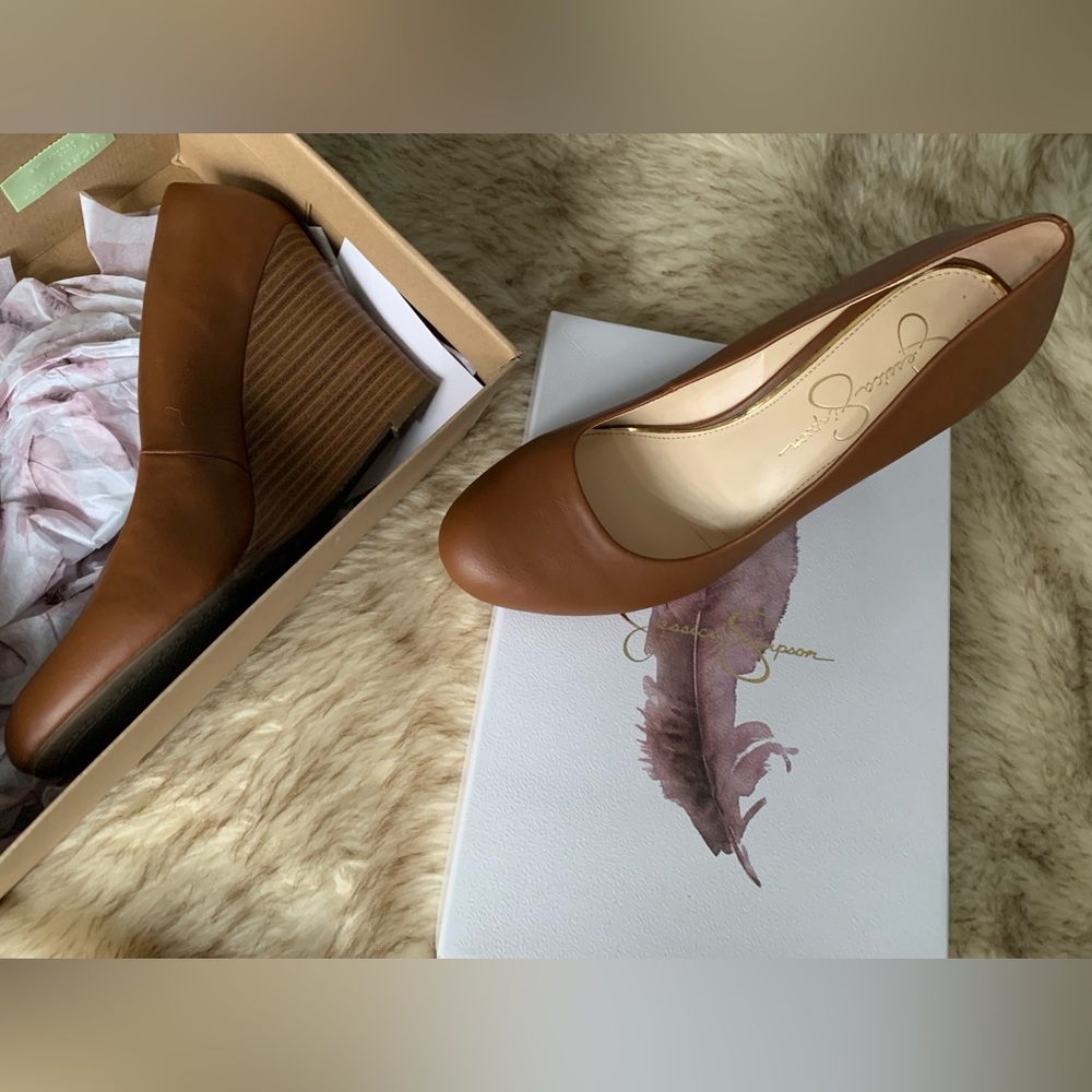 Jessica Simpson Wedges